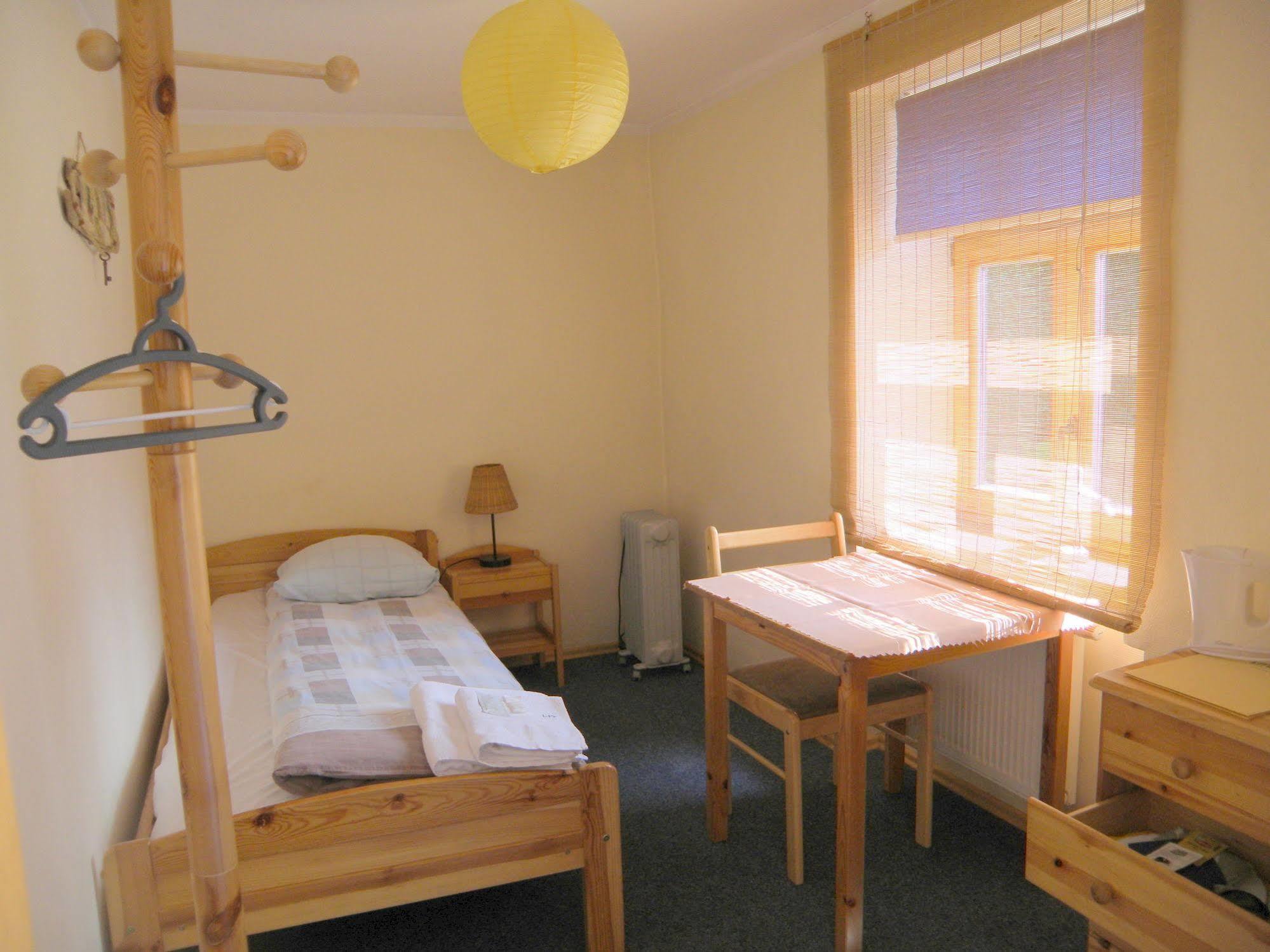 Express Hotel 2*